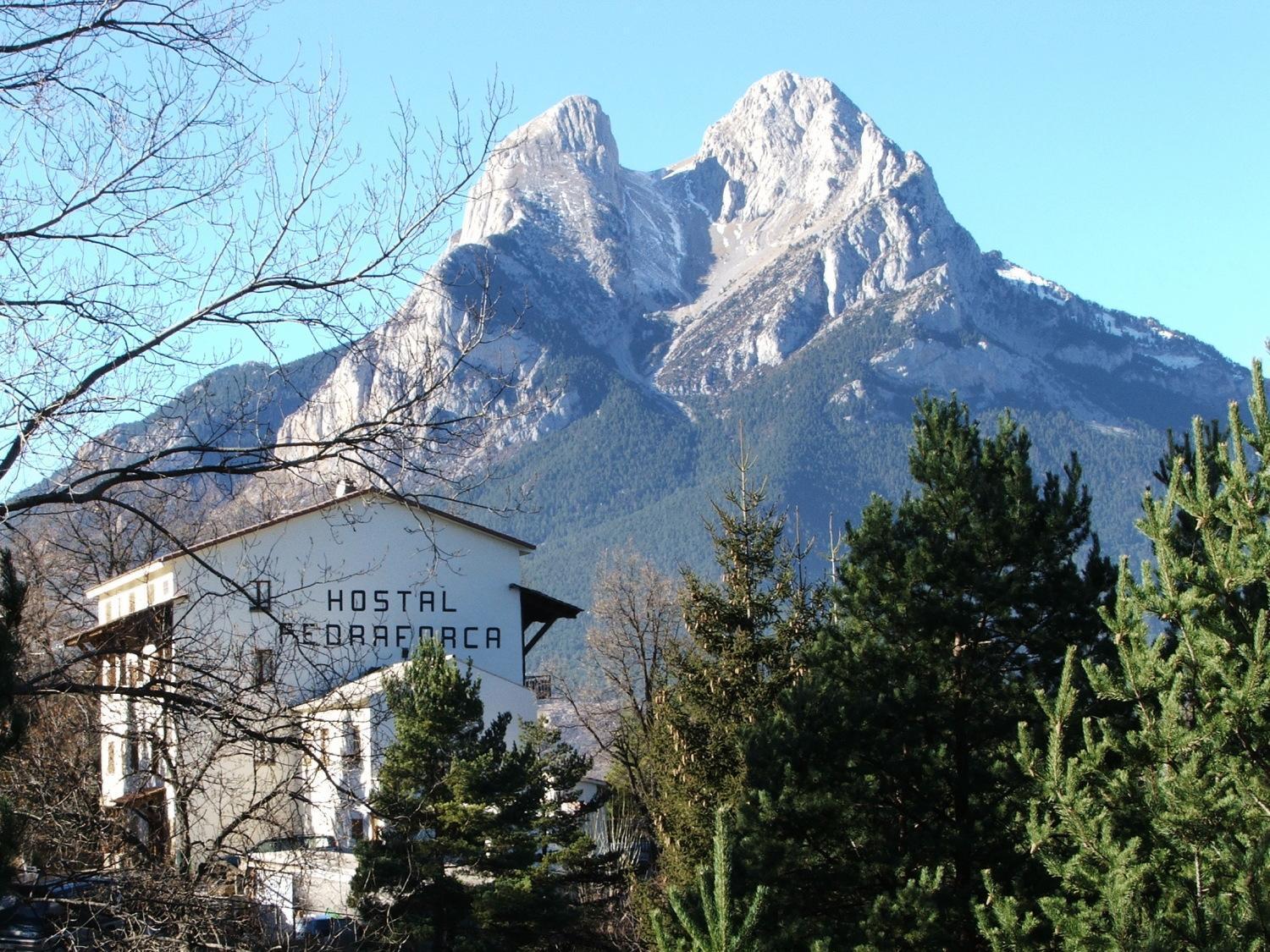 Hostal Pedraforca Saldés Exterior foto